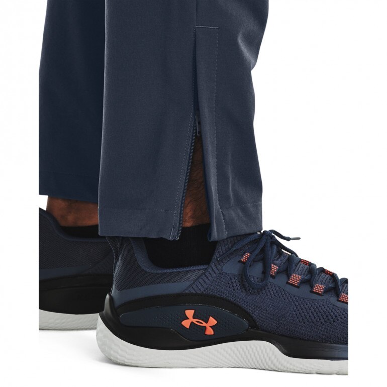 Męskie spodnie treningowe Under Armour UA Rush Woven Pants - grafitowe